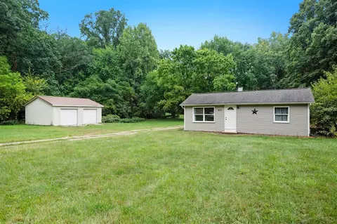 8975 W S, Schoolcraft, MI 49087
