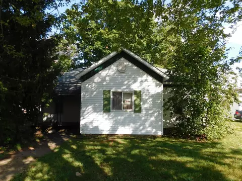 210 Grove, Sturgis, MI 49091