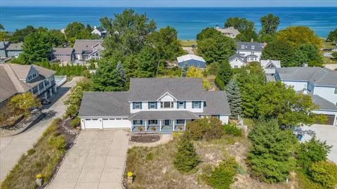 51113 Main, New Buffalo, MI 49117