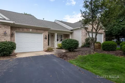 Exterior - 664 Abbey Ml, Ada, MI 49301 photo 3 of 7