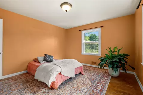 Bedroom - 248 Devon, Parchment, MI 49004 photo 2 of 6