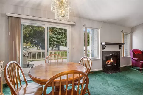 Dining - 17761 Feather, Brownstown, MI 48193 photo 1 of 2
