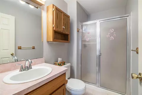 Bath - 17761 Feather, Brownstown, MI 48193 photo 2 of 3