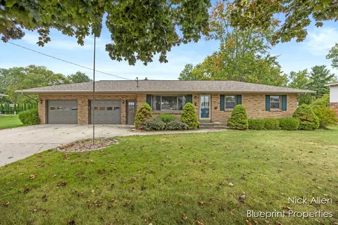 641 Lincoln Lawns, Grand Rapids, MI 49534