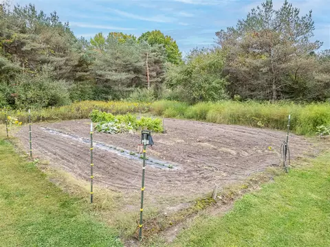 Exterior - 5525 Oberlin, Gladwin, MI 48624 photo 15 of 19