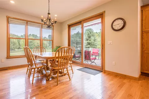 Dining - 5525 Oberlin, Gladwin, MI 48624 photo 1 of 1