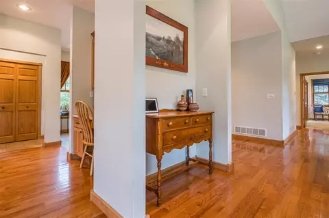 Entry Way - 5525 Oberlin, Gladwin, MI 48624 photo 5 of 15