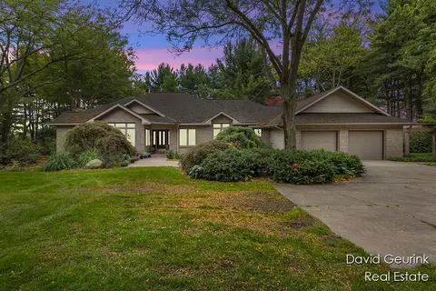 2425 58th, Fennville, MI 49408