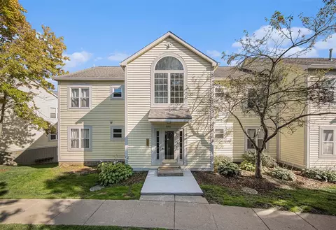 2221 S Huron #3, Ann Arbor, MI 48104