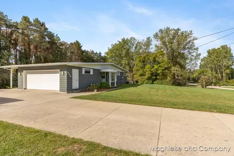 480 Cumings, Sparta, MI 49345