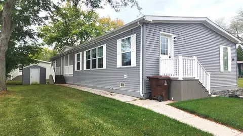714 Mill #30, Leslie, MI 49251