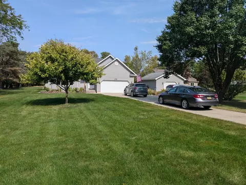 Exterior - 752 Pasadena, Owosso, MI 48867 photo 2 of 7