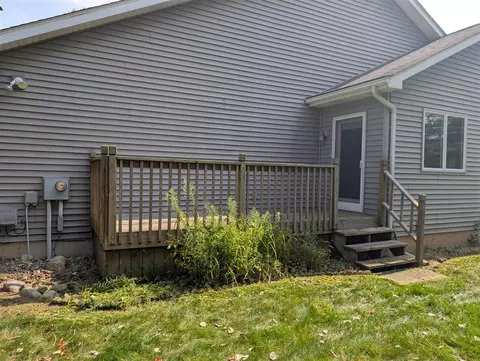 Exterior - 752 Pasadena, Owosso, MI 48867 photo 6 of 7