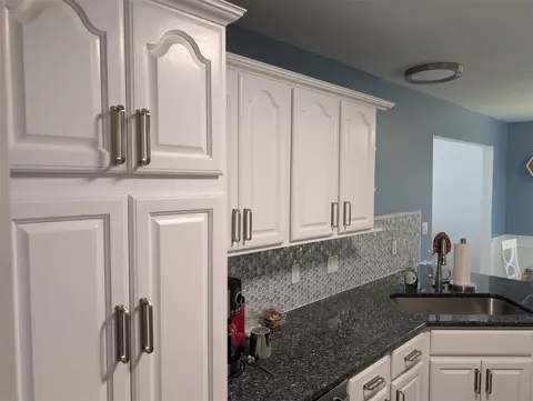 Kitchen - 752 Pasadena, Owosso, MI 48867 photo 1 of 9