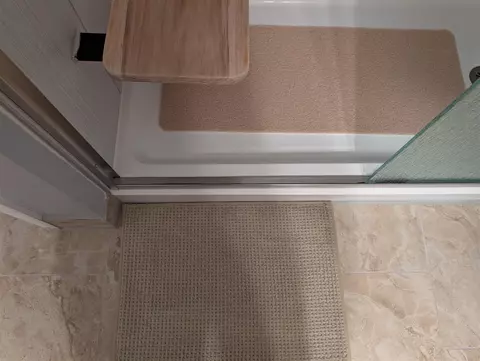 Bath - 752 Pasadena, Owosso, MI 48867 photo 3 of 3
