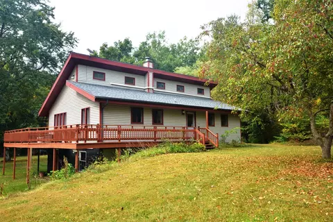 436 3rd, Plainwell, MI 49080