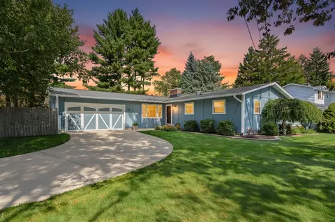 2604 Radcliffe, Portage, MI 49024
