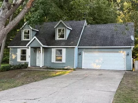 645 Harrington, Holland, MI 49423