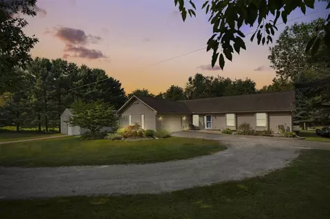 10520 Leeke, Chelsea, MI 48118