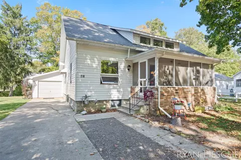 216 W W Pne, Carson City, MI 48811