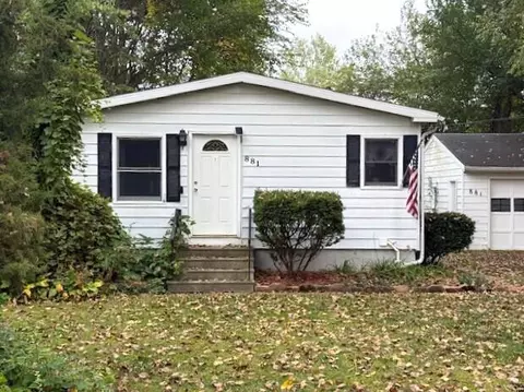 881 Bryant, Jackson, MI 49201