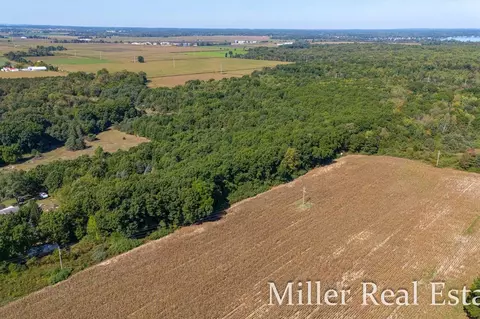 V/l Saddler, Plainwell, MI 49080 photo 18