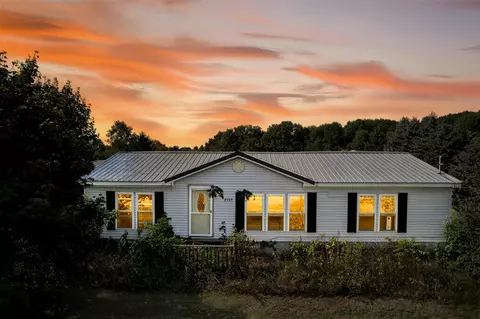 2303 S Wisner, Fremont, MI 49412