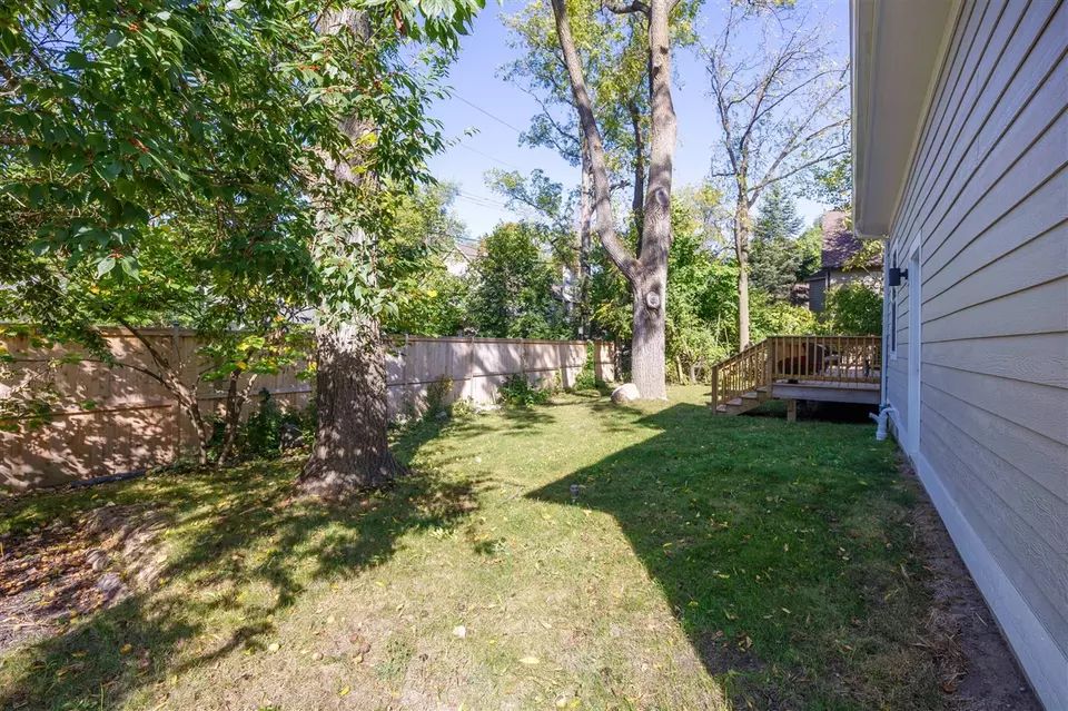 Exterior - 614 S 7th, Ann Arbor, MI 48103 photo 5 of 12