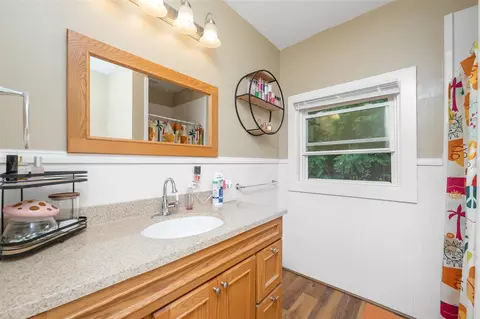 Bath - 10150 N Riverview, Plainwell, MI 49080 photo 3 of 4