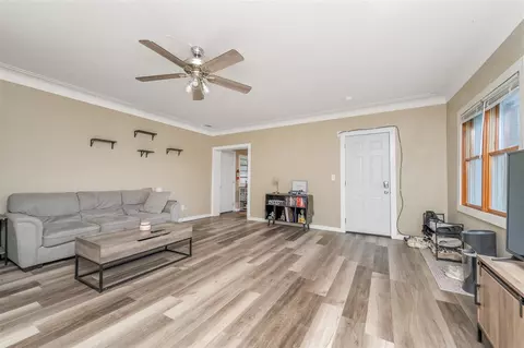 Living - 10150 N Riverview, Plainwell, MI 49080 photo 2 of 2