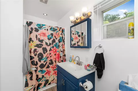 Bath - 10150 N Riverview, Plainwell, MI 49080 photo 2 of 4