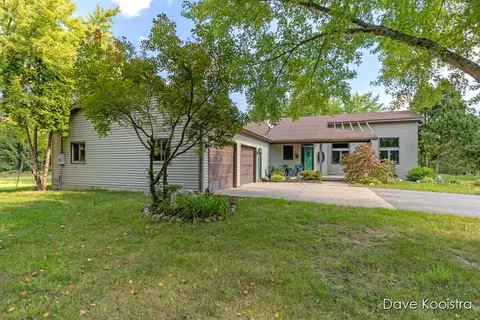 9610 Grange, Rockford, MI 49341