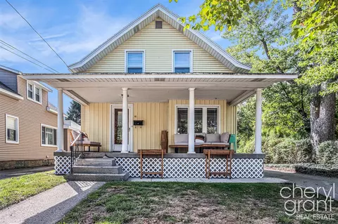 16 Graceland, Grand Rapids, MI 49505
