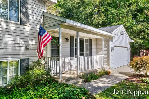 13475 Lime Lk, Sparta, MI 49345