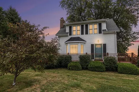6596 Fruit Rdg, Grand Rapids, MI 49544