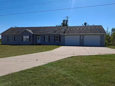 9037 23 Mile, Evart, MI 49631