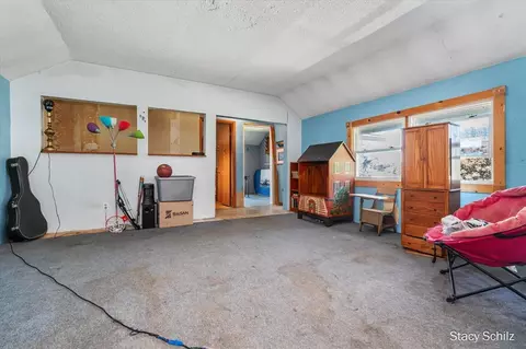 320 Division, Freeport, MI 49325 photo 18