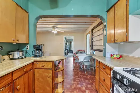 320 Division, Freeport, MI 49325 photo 11