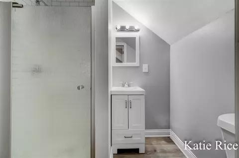 Bath - 5575 Beechmont, Whitehall, MI 49461 photo 5 of 6