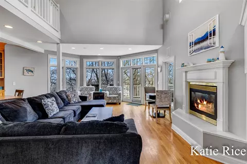 Living - 5575 Beechmont, Whitehall, MI 49461 photo 1 of 4