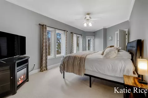 Bedroom - 5575 Beechmont, Whitehall, MI 49461 photo 2 of 8