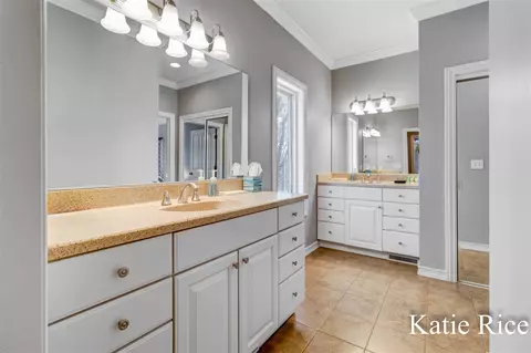 Bath - 5575 Beechmont, Whitehall, MI 49461 photo 3 of 6