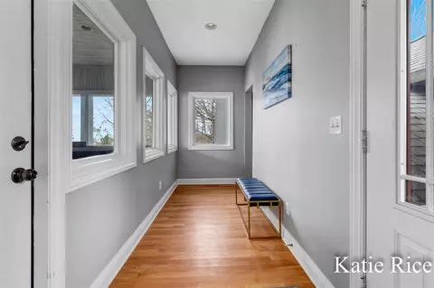 Entry Way - 5575 Beechmont, Whitehall, MI 49461 photo 6 of 8