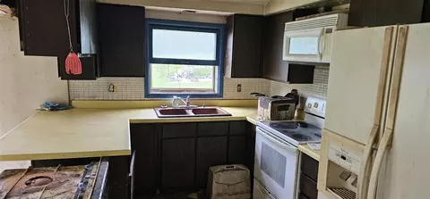 35795 Baseline, Gobles, MI 49055 photo 9