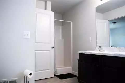 Bath - 9055 Elbert, Romulus, MI 48174 photo 2 of 2