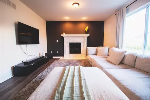 Living - 9055 Elbert, Romulus, MI 48174 photo 1 of 1