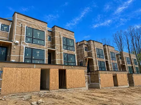1132 Longshore UNIT 2, Ann Arbor, MI 48105