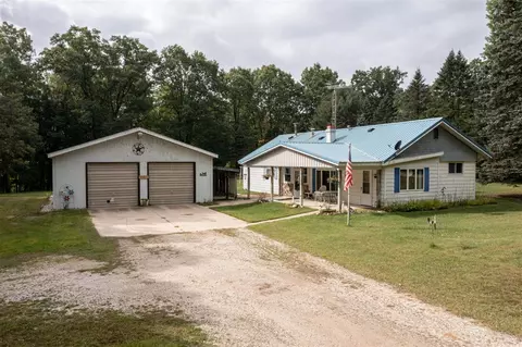 1299 W White, Free Soil, MI 49411