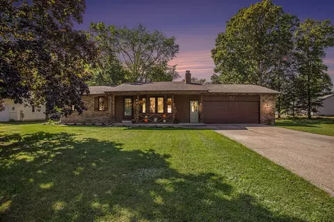888 S Kingwood, Holland, MI 49424