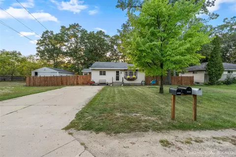 2049 Center, Muskegon, MI 49442